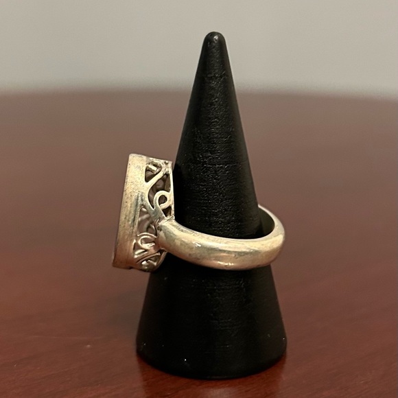 Sterling Silver Blue Opal Ring, size 7 - Picture 4 of 5